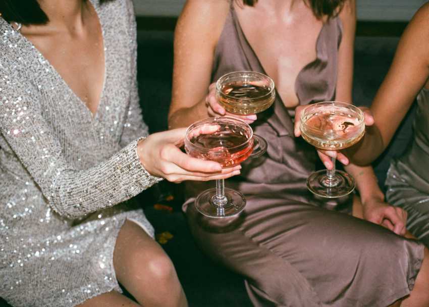 soiree strass et paillette enterrement de vie de jeune fille soiree strass et paillette enterrement de vie de jeune fille