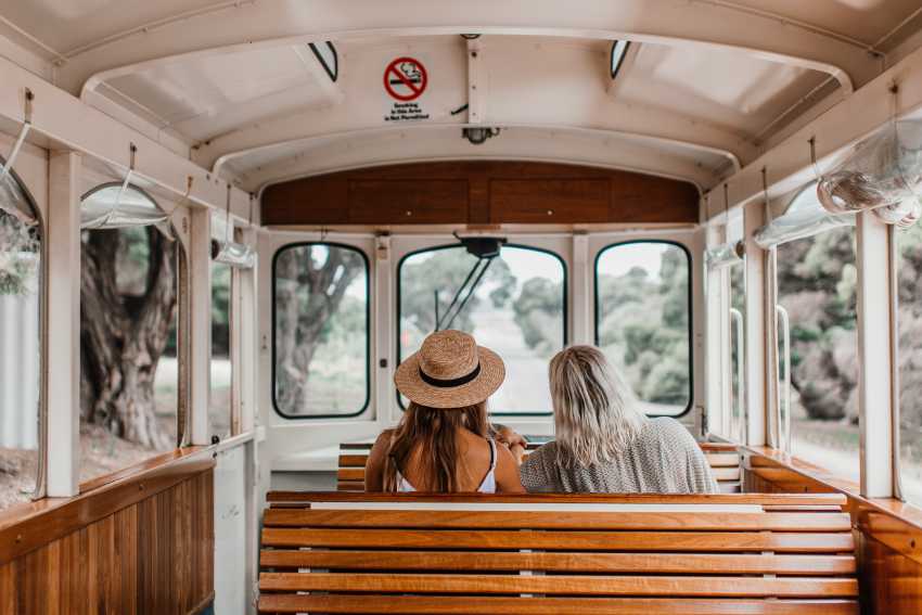 VISITE EN BUS TOURISTIQUE EVJF BARCELONE