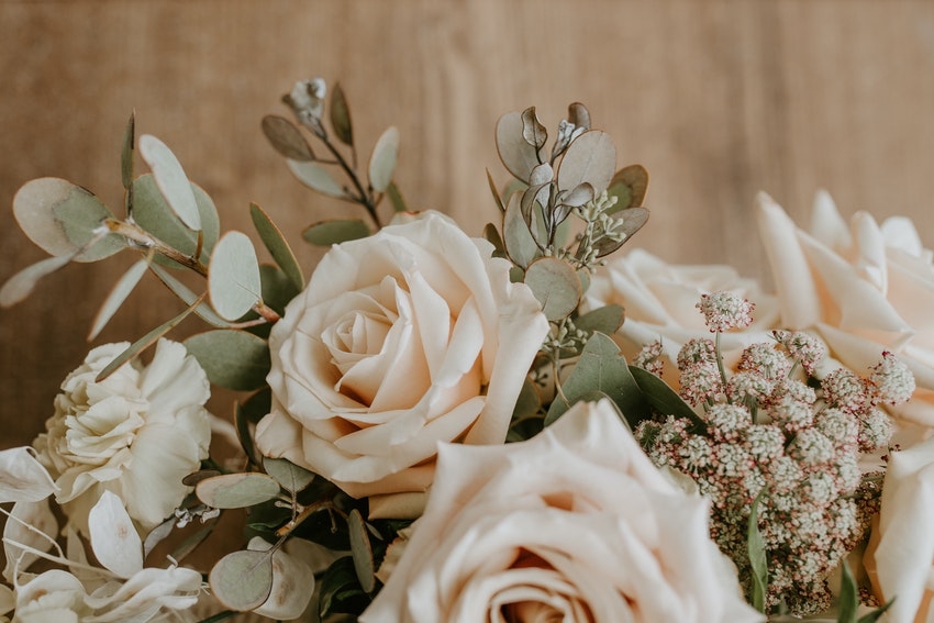 bouquet de rose blanches